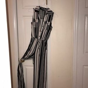 Never worn sleeveless pantsuit